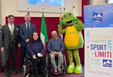 Cipidillo mascotte international Para Ice Hockey