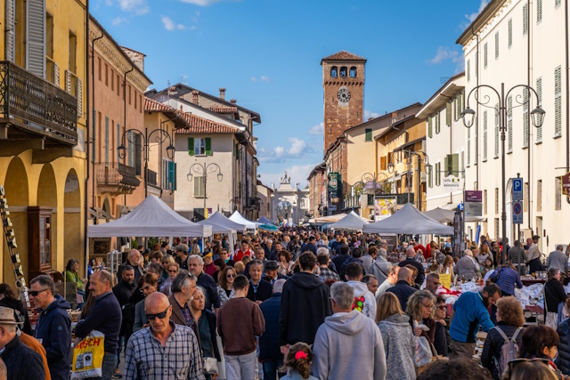 mercato dell’antiquariato e del collezionismo