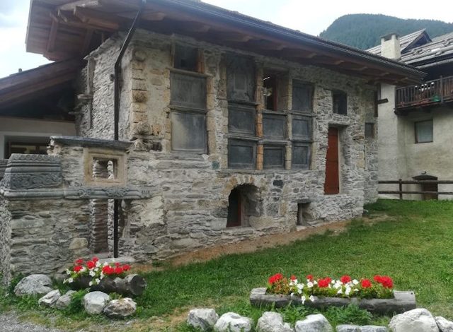 Casa delle Lapidi