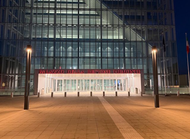 Grattacielo Piemonte contro la violenza sulle donne