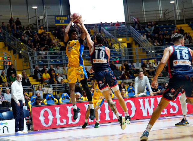 Reale Mutua - Unieuro Forlì