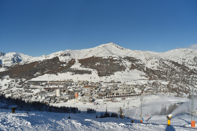 Sestriere Sindaco Gianni Poncet traccia bilancio festività natalizie