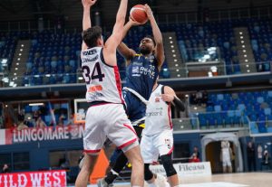 Wegreenit Urania Milano - Reale Mutua Torino 72-73