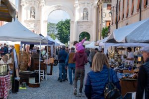 cherasco mercato dell'antiquariato settembre