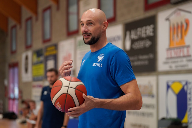 marco cusin reale mutua basket torino