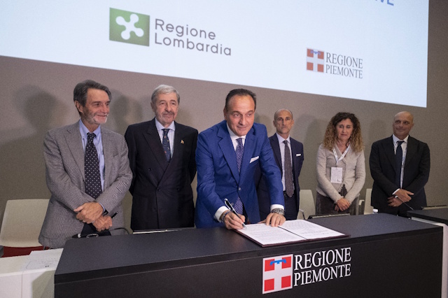 Firma protocollo Dieci anni di Logistica Nord-Ovest