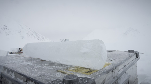 Artico inquinamento neve e ghiaccio