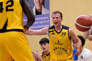 College Basketball GRANTORINO