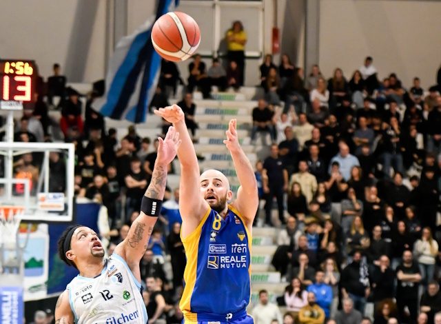 Roseto - Torino 69-73