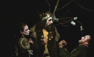 Sotto questo crollo al Piccolo Teatro Comico