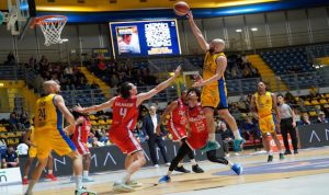 Torino - Mestre 75-73