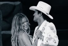 Karol G e Bruno Mars Still