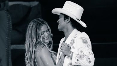Karol G e Bruno Mars Still